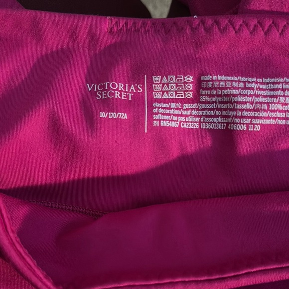 Victoria’s Secret Pink Leggings - Picture 2 of 2